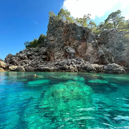 Oda ve Kahvaltı Gelidonya