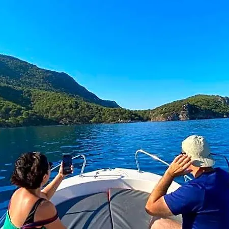 Bed & Breakfast Gelidonya